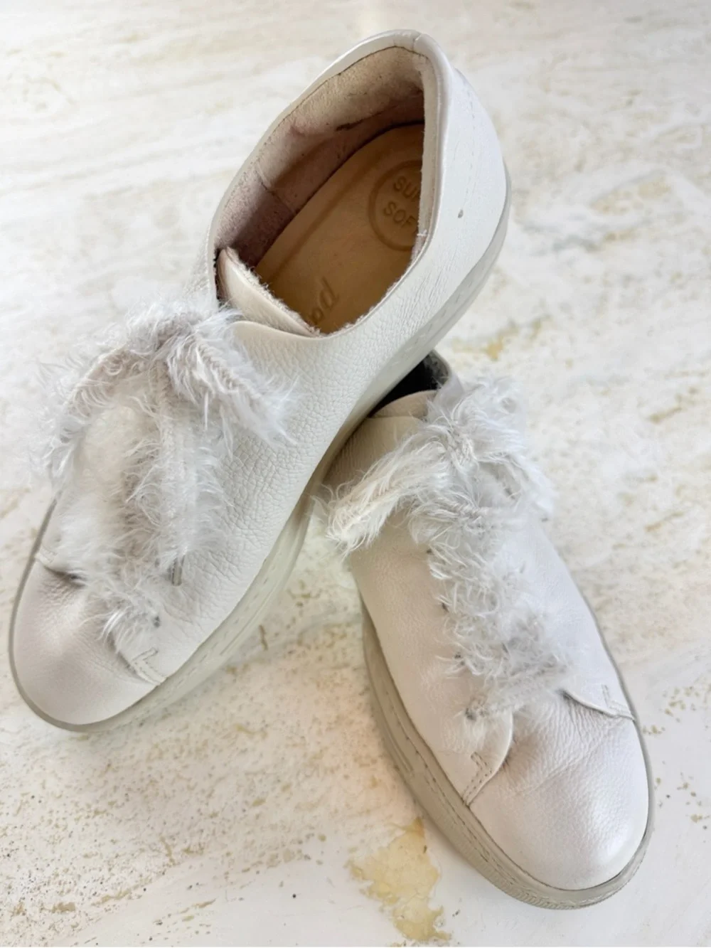 Paul Green Jayden Low Top Super Soft Sneakers Cream Faux Fur Laces US 7.5 EU 38